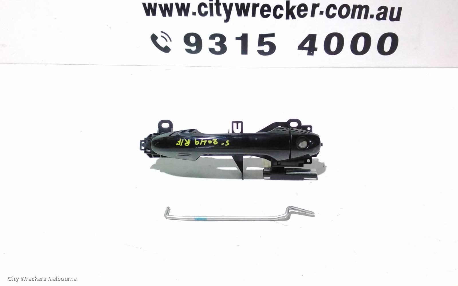 TOYOTA KLUGER DOOR HANDLE, OUTER, RH FRONT, NON KEYLESS ENTRY TYPE, GSU50/GSU55, 12/2013 - 02/2021