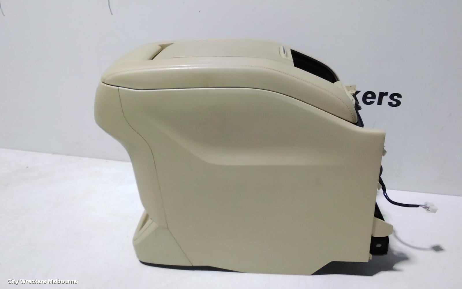 TOYOTA KLUGER CONSOLE, XU50 SERIES, BEIGE, 12/2013 - 02/2021