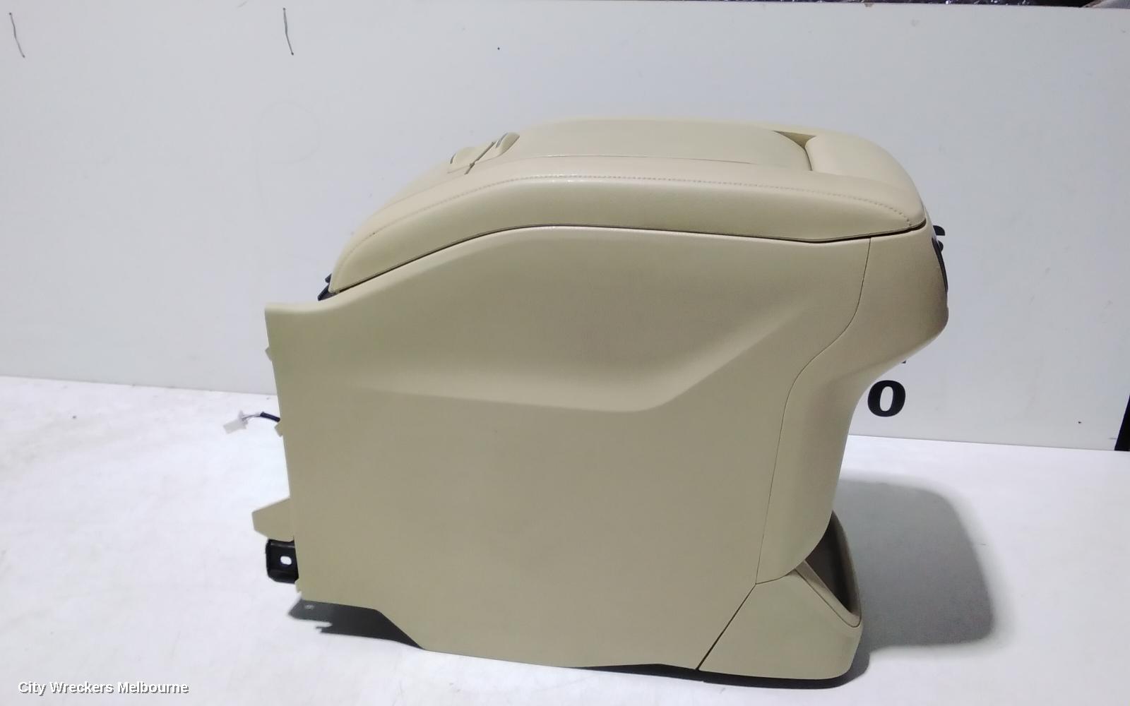 TOYOTA KLUGER CONSOLE, XU50 SERIES, BEIGE, 12/2013 - 02/2021