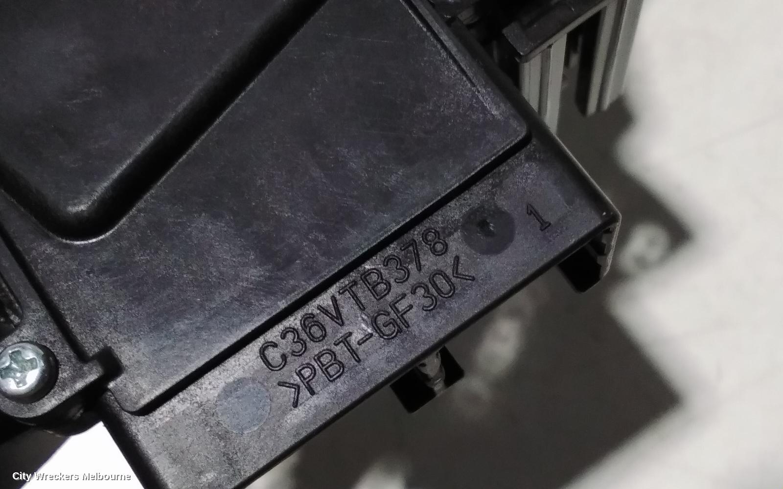 TOYOTA KLUGER COMBINATION SWITCH, FLASHER SWITCH, GSU50/GSU55, 12/2013 - 02/2021
