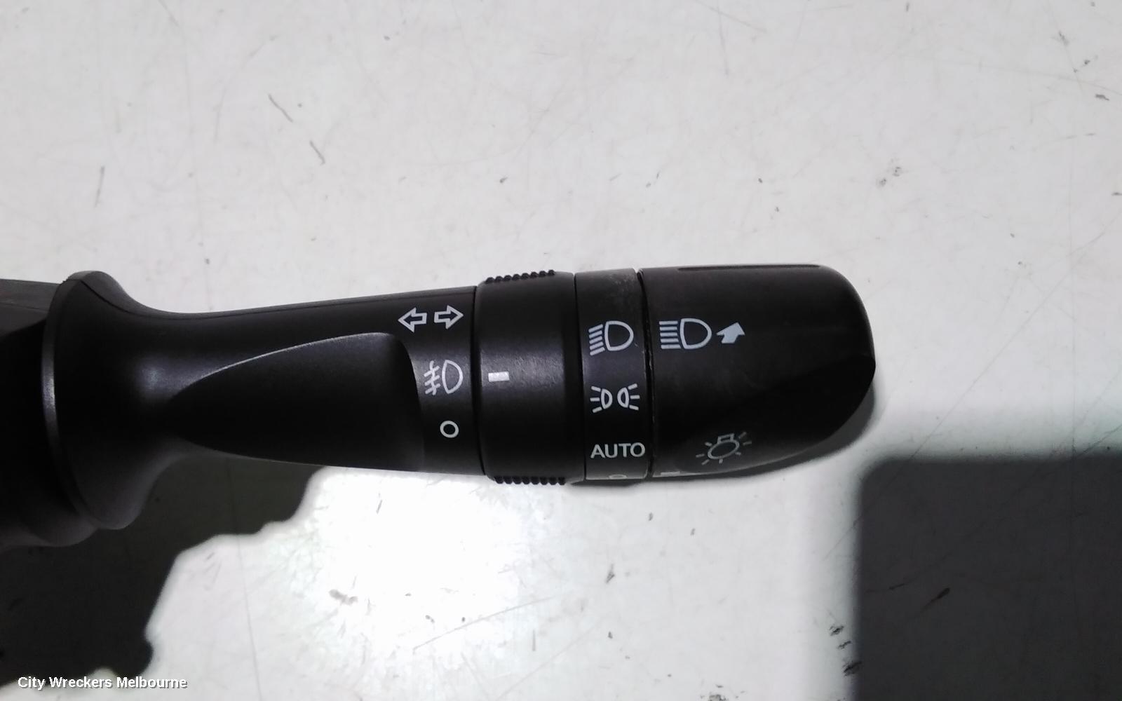 TOYOTA KLUGER COMBINATION SWITCH, FLASHER SWITCH, GSU50/GSU55, 12/2013 - 02/2021
