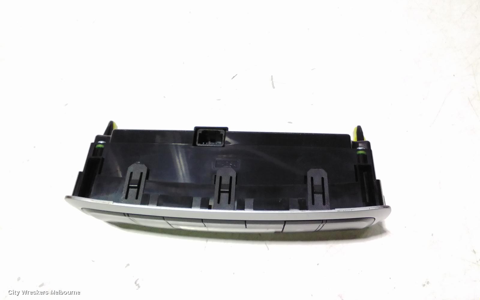 TOYOTA KLUGER HEATER/AC CONTROLS, GSU50/GSU55, CLIMATE CONTROL TYPE (REAR), 12/2013 - 02/2021
