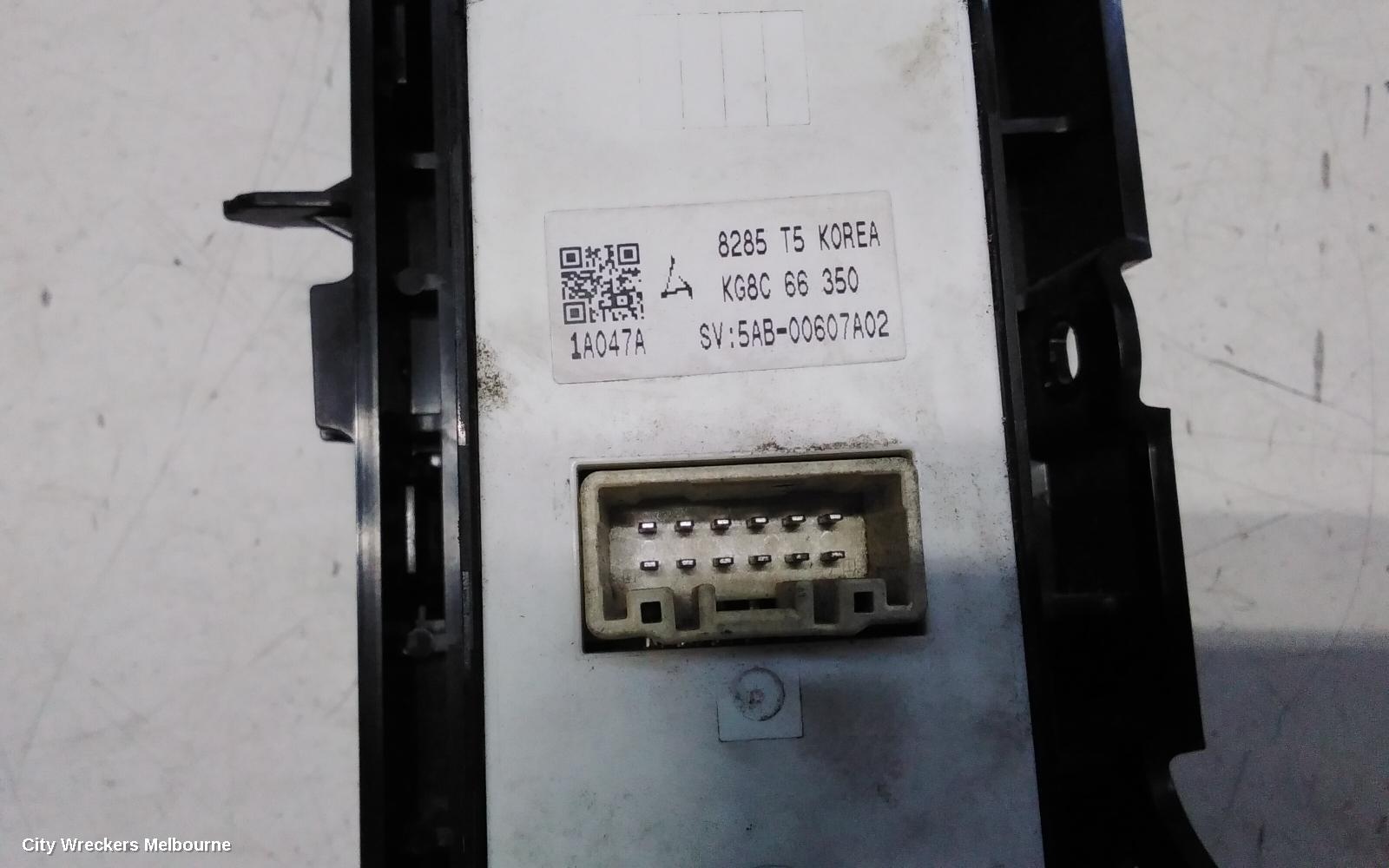 MAZDA CX8 PWR DR WIND SWITCH, RH FRONT (MASTER SWITCH), KG, 05/2018 ONWARDS