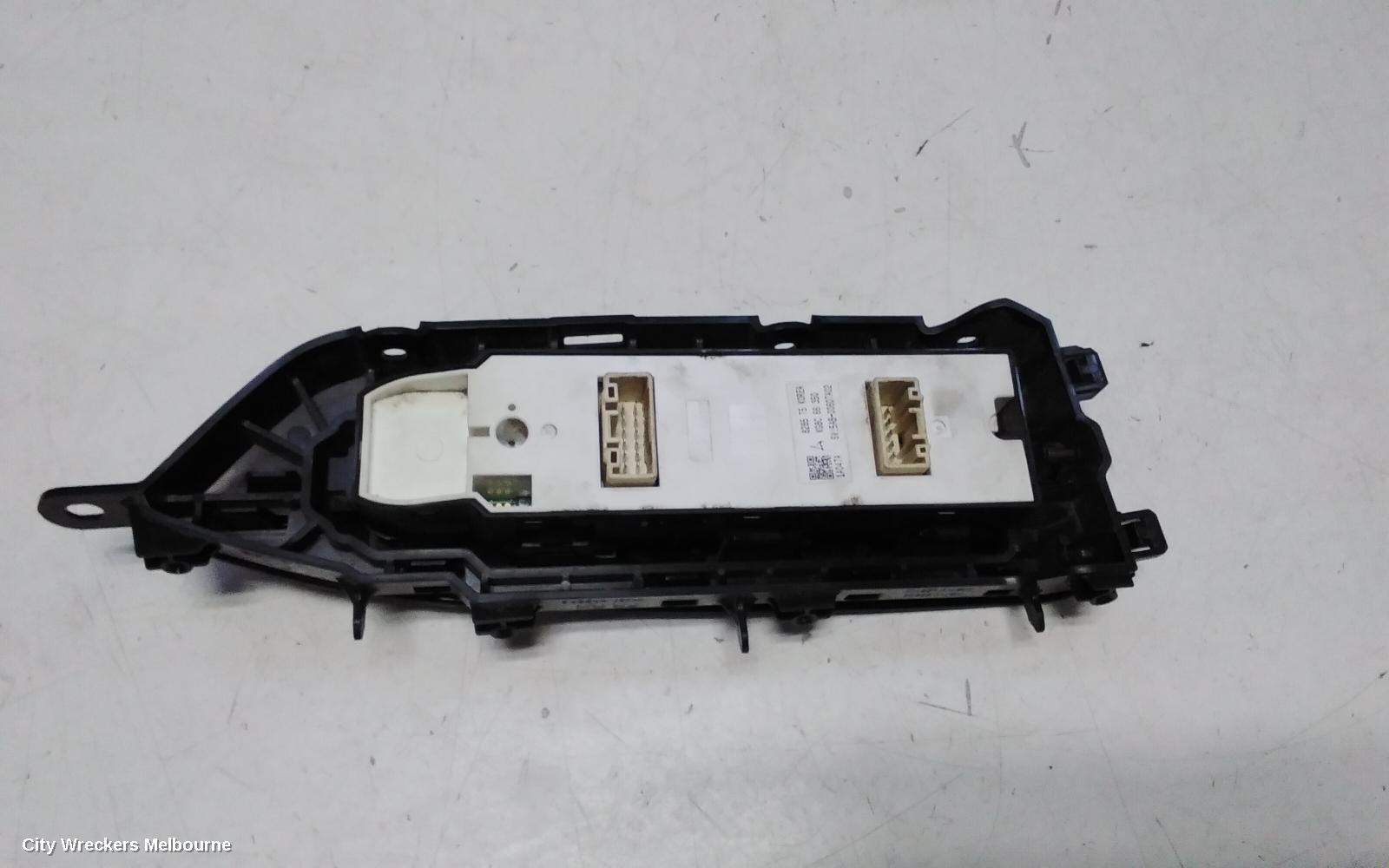 MAZDA CX8 PWR DR WIND SWITCH, RH FRONT (MASTER SWITCH), KG, 05/2018 ONWARDS