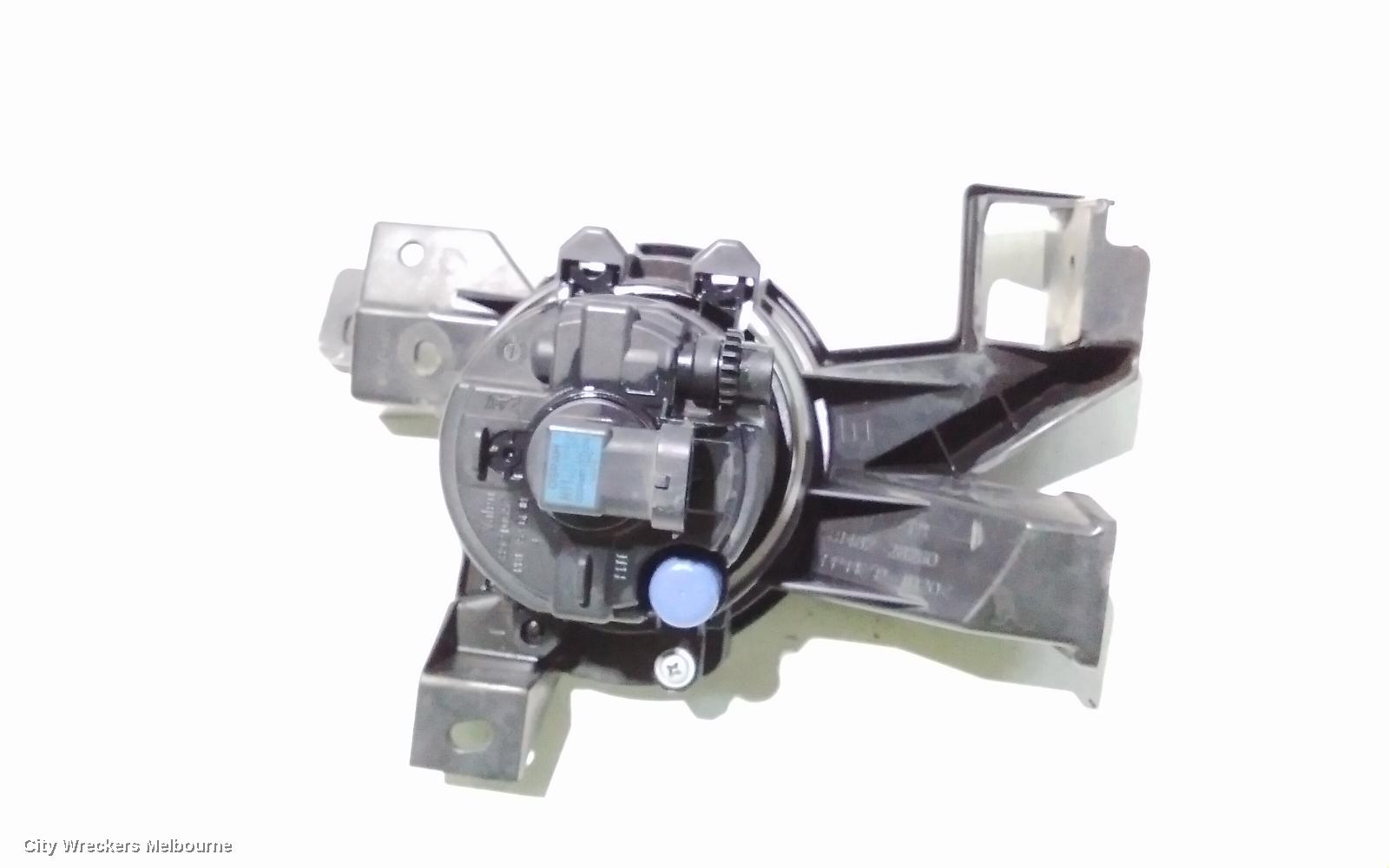 TOYOTA TARAGO LEFT INDICATOR/FOG/SIDE, BUMPER FOGLAMP, ACR50R, 03/2006 - 06/2020