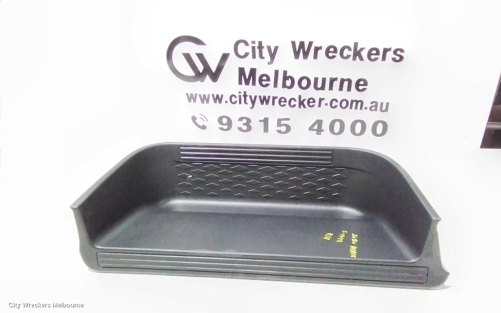 TOYOTA HIACE SIDE STEP/SKIRT, 300 SERIES, 02/2019 ONWARDS