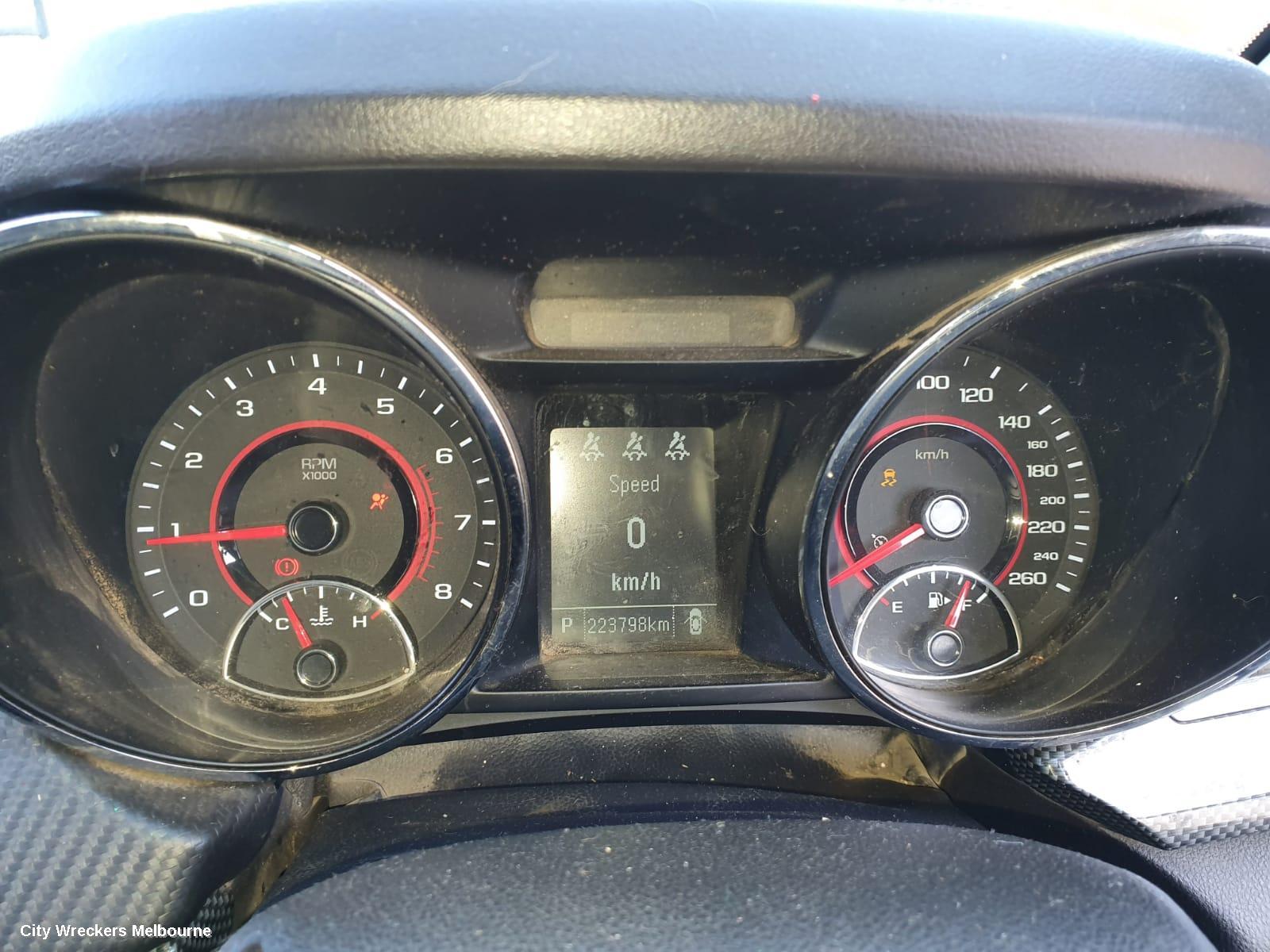 HOLDEN COMMODORE DOOR/BOOT/GATE LOCK, RIGHT FRONT DOOR LOCK, VF, NON KEYLESS ENTRY, 05/2013 - 12/2017