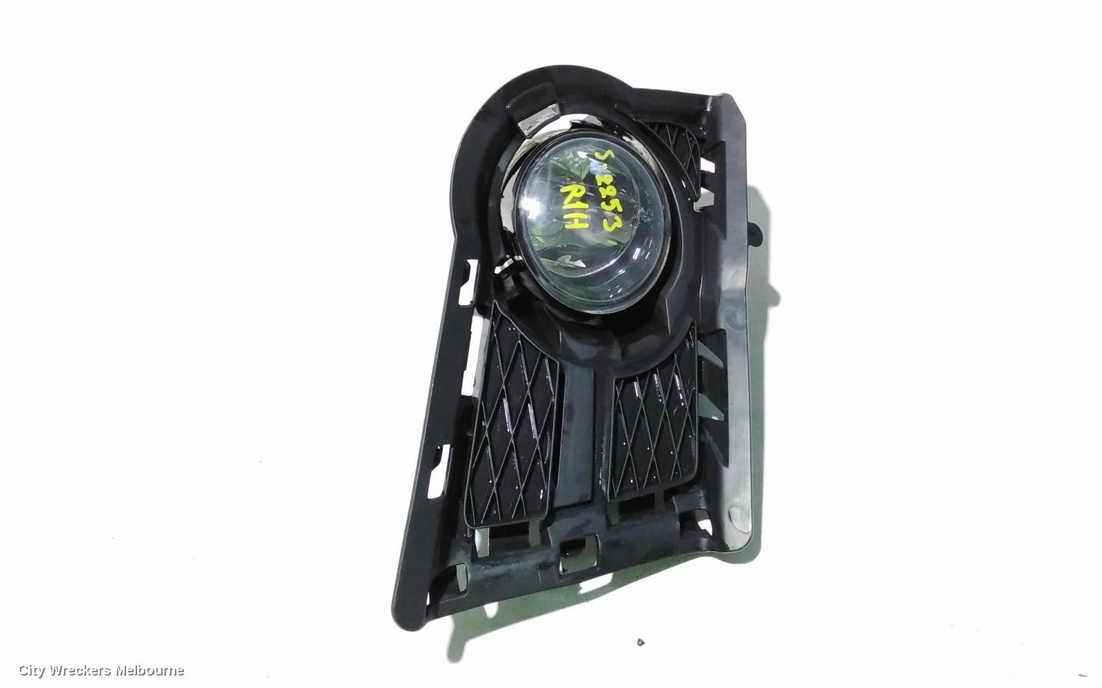 VOLKSWAGEN TIGUAN RIGHT INDICATOR/FOG/SIDE, BUMPER FOGLAMP, 5N, 05/2008 - 06/2011