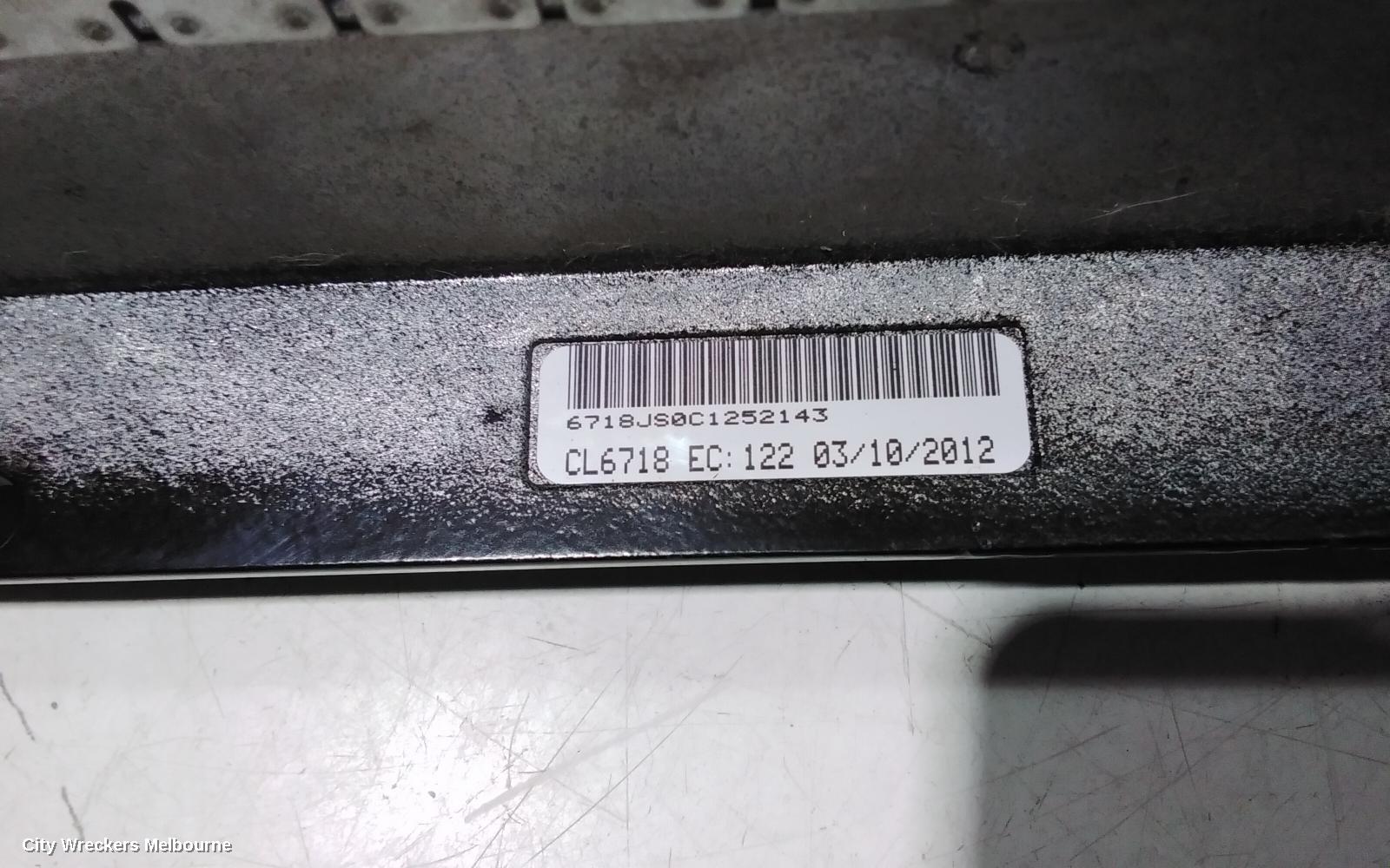 LAND ROVER DISCOVERY RADIO/CD/DVD/SAT/TV, AMPLIFIER, 4, 10/2009 - 12/2016