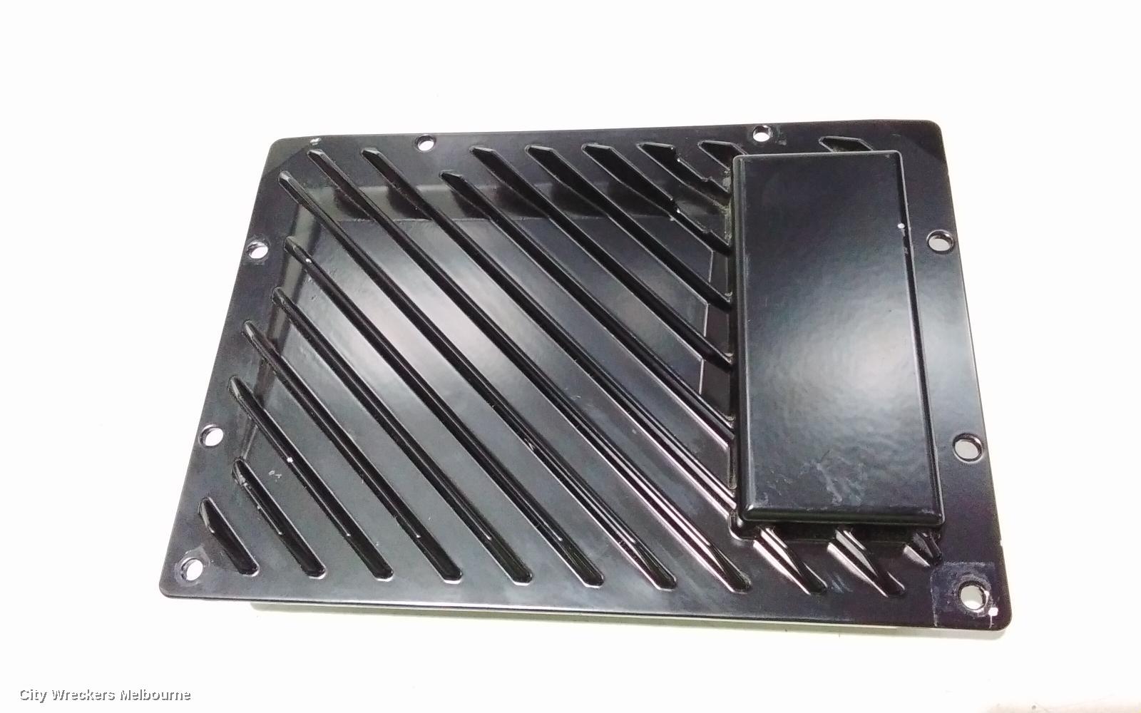 LAND ROVER DISCOVERY RADIO/CD/DVD/SAT/TV, AMPLIFIER, 4, 10/2009 - 12/2016
