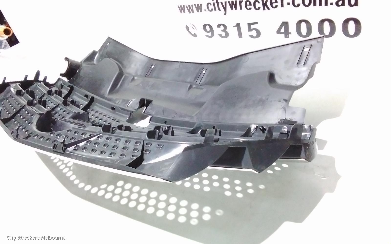 MERCEDES VITO GRILLE, RADIATOR GRILLE, SILVER INSERT, 447, 03/2015 - 10/2020