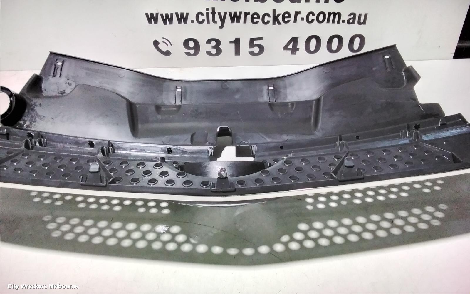 MERCEDES VITO GRILLE, RADIATOR GRILLE, SILVER INSERT, 447, 03/2015 - 10/2020
