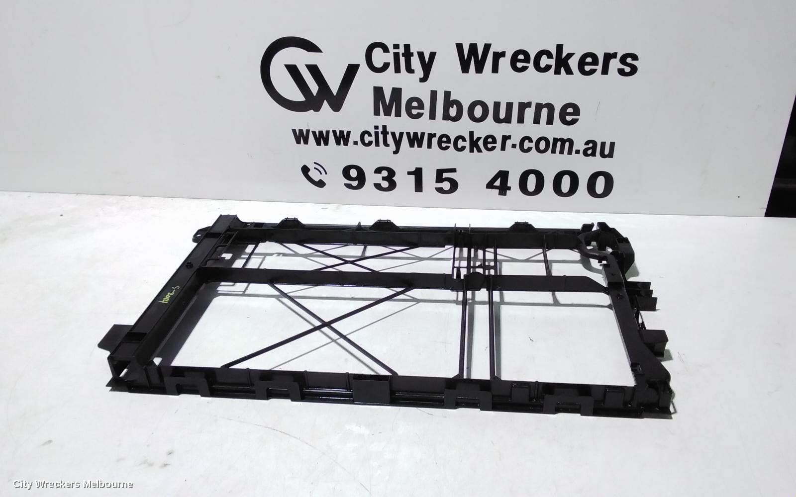 MERCEDES VITO, 447, 03/2015 ONWARDS, MOUNT FRAME - MERCEDES-BENZ (447-505-00-41): 107543