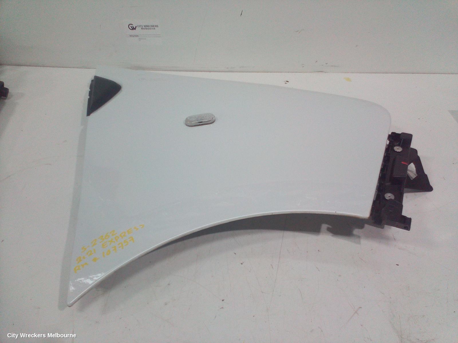 MITSUBISHI EXPRESS RIGHT GUARD, SN, 03/2020 - 12/2022