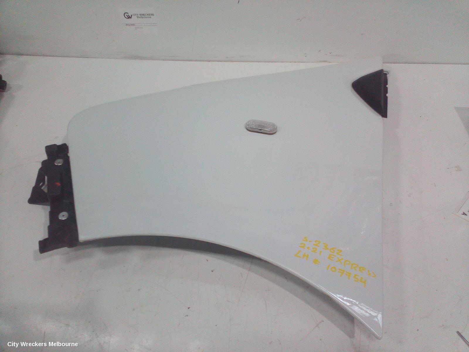 MITSUBISHI EXPRESS LEFT GUARD, SN, 03/2020 - 12/2022