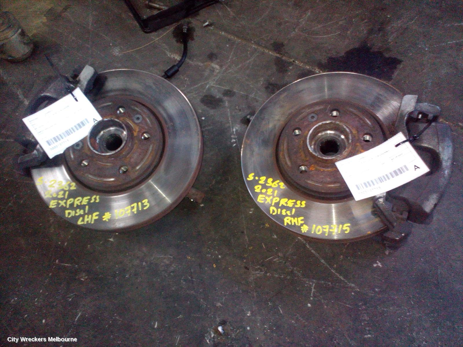 MITSUBISHI EXPRESS RIGHT FRONT HUB ASSEMBLY, SN, 03/2020 - 12/2022