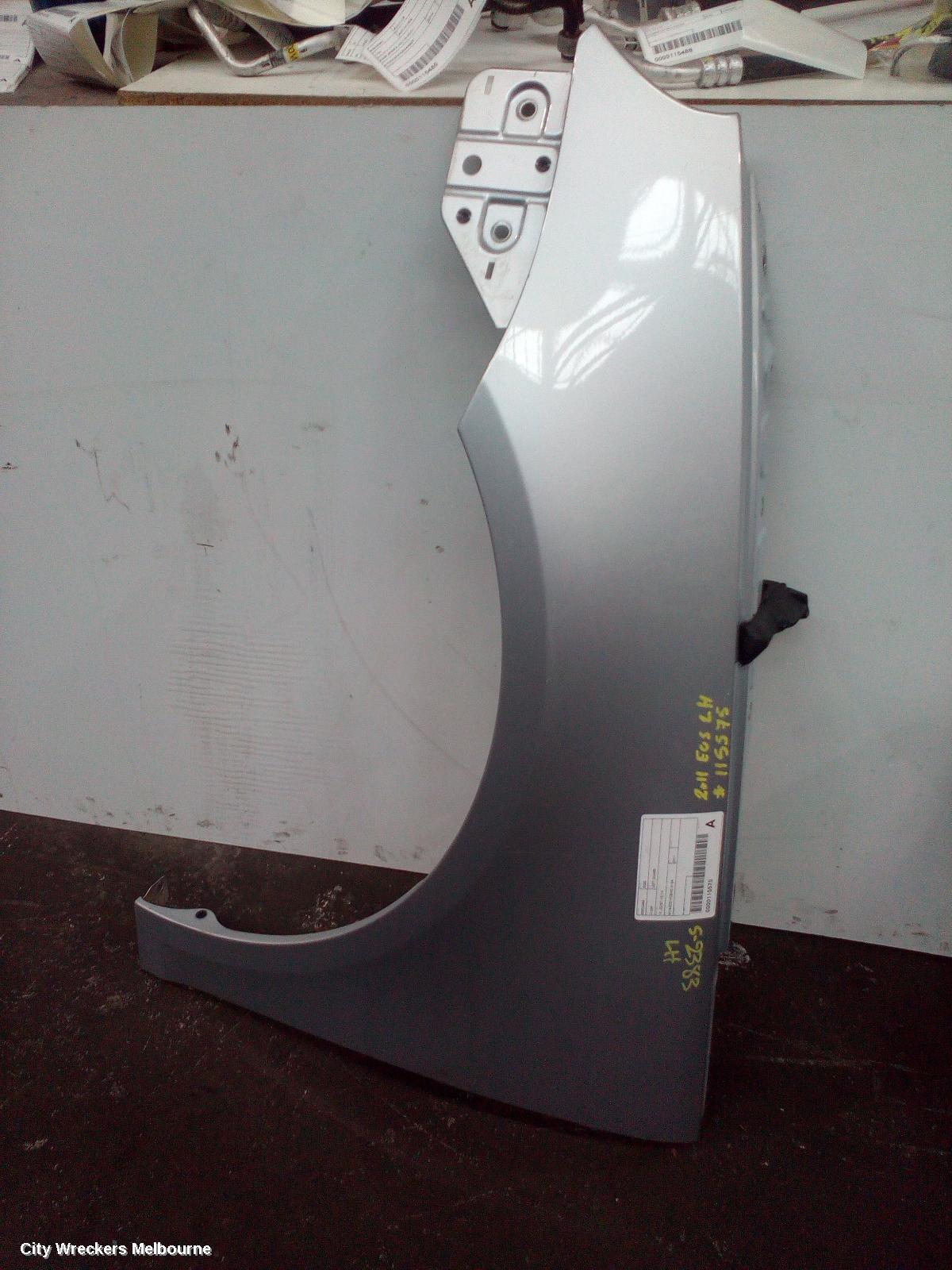 VOLKSWAGEN EOS LEFT GUARD, 1F, 02/2007 - 12/2014