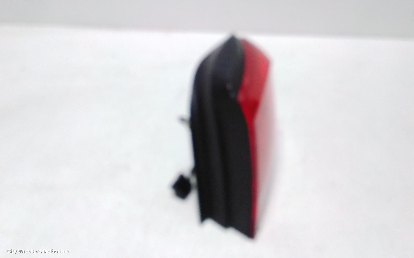 VOLKSWAGEN EOS RIGHT TAILLIGHT, 1F, 03/2011 - 12/2014