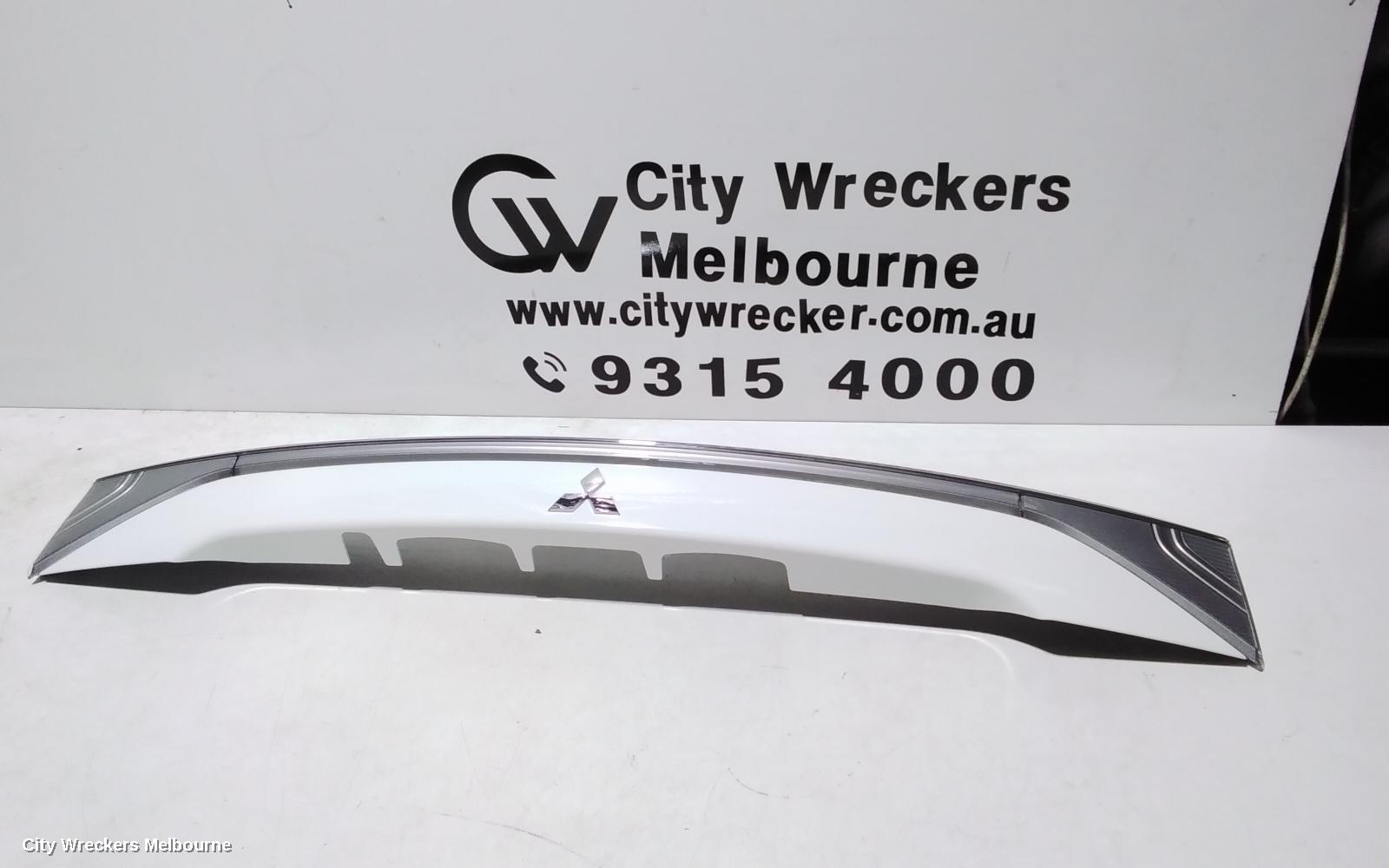 MITSUBISHI OUTLANDER REAR GARNISH, TAILGATE GARNISH (CENTRE), ZJ, ES, 10/2012 - 03/2015