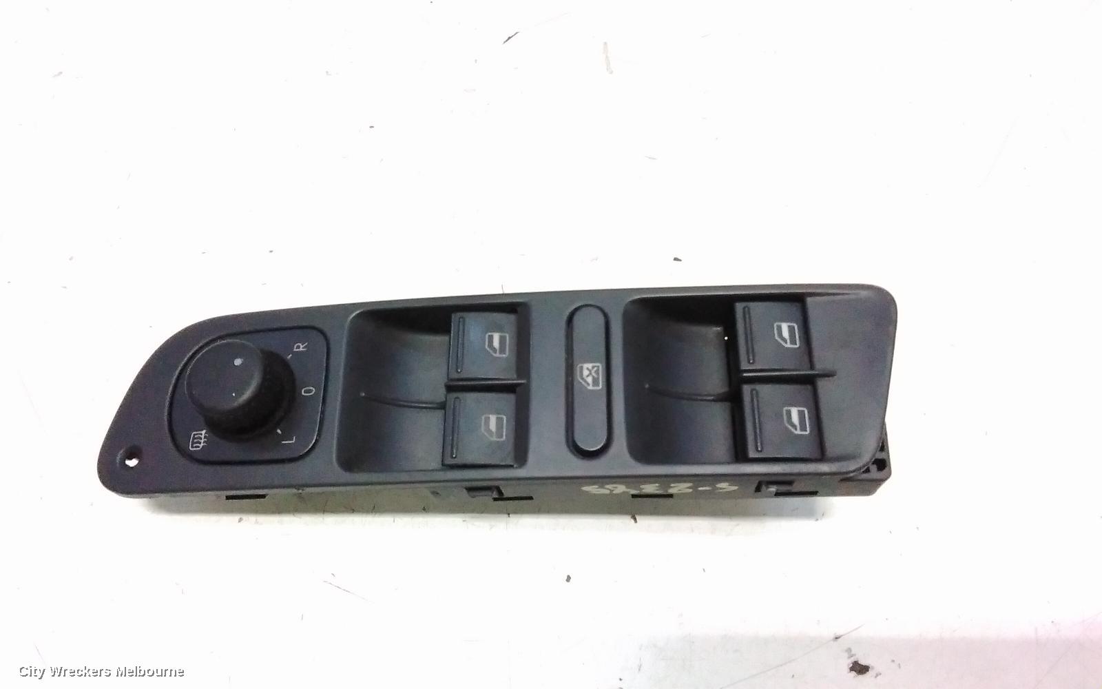 VOLKSWAGEN TIGUAN PWR DR WIND SWITCH, RH FRONT (MASTER SWITCH), W/ CHROME ON SWITCHES TYPE, 5N, 06/2010 - 08/2016