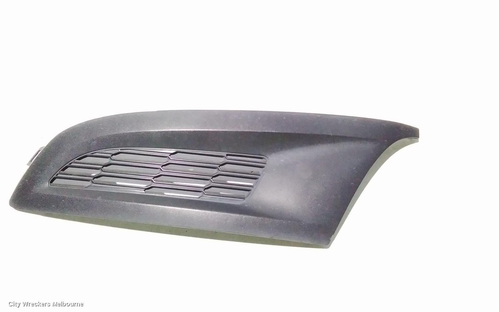 VOLKSWAGEN POLO GRILLE, BUMPER GRILLE (LH SIDE), 6R, COMFORTLINE/TRENDLINE, NON FOGLAMP TYPE, 05/2010 - 05/2014