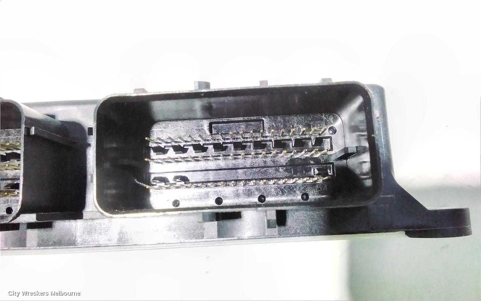 HOLDEN COMMODORE AIRBAG MODULE/SENSOR, MODULE, W/ COLLISION AVOIDANCE TYPE, ZB, 10/2017 - 12/2020