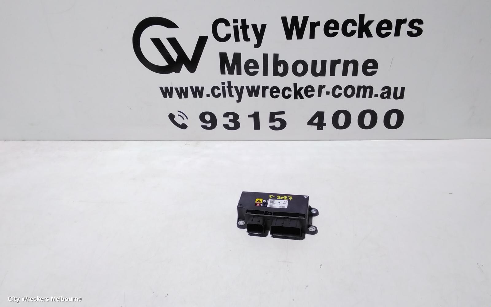 HOLDEN COMMODORE AIRBAG MODULE/SENSOR, MODULE, W/ COLLISION AVOIDANCE TYPE, ZB, 10/2017 - 12/2020