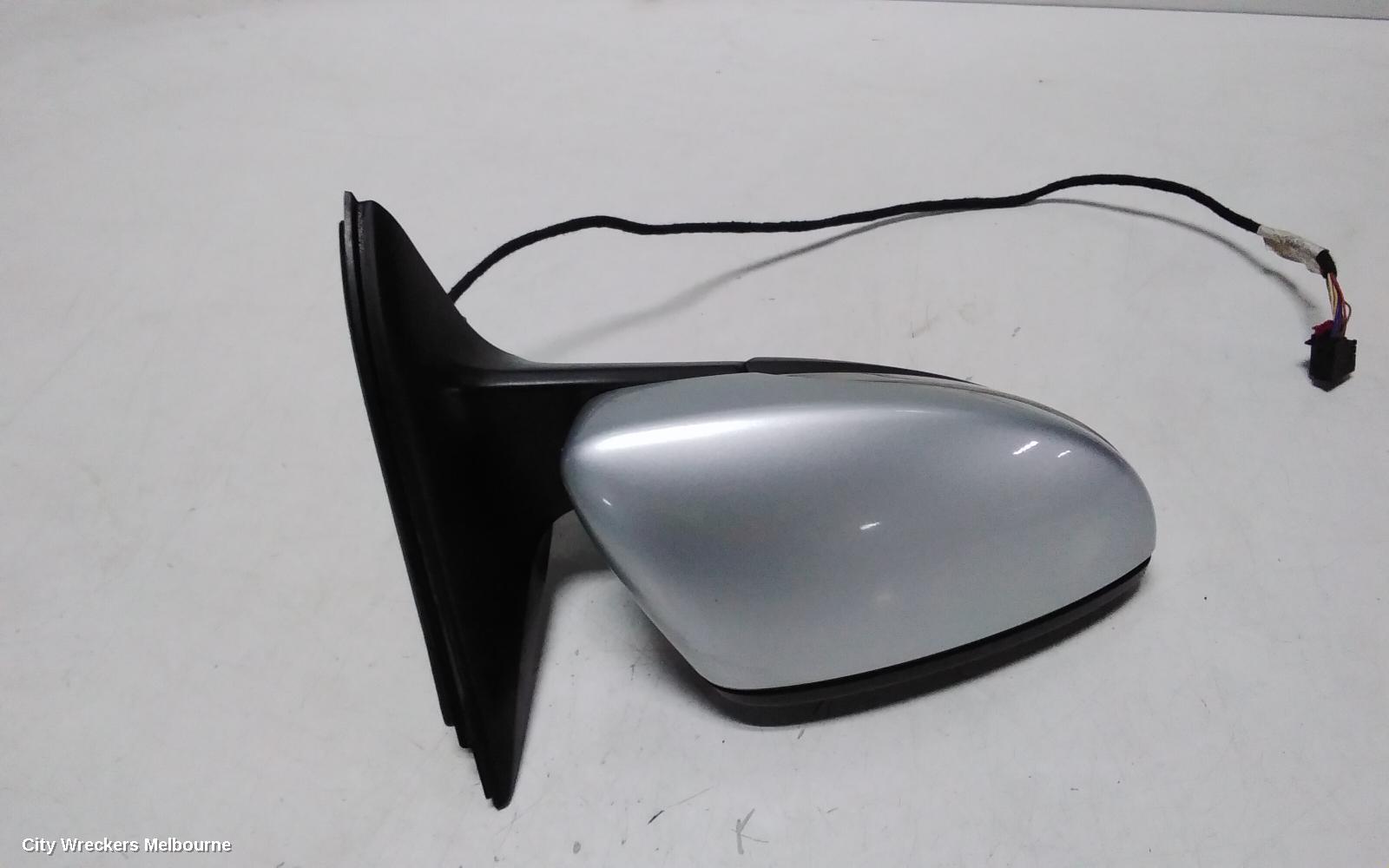 VOLKSWAGEN JETTA RIGHT DOOR MIRROR, 1B, POWER FOLD (6XP CODE), 02/2011 - 10/2014