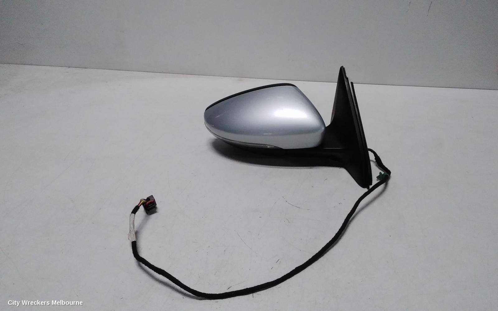 VOLKSWAGEN JETTA RIGHT DOOR MIRROR, 1B, POWER FOLD (6XP CODE), 02/2011 - 10/2014
