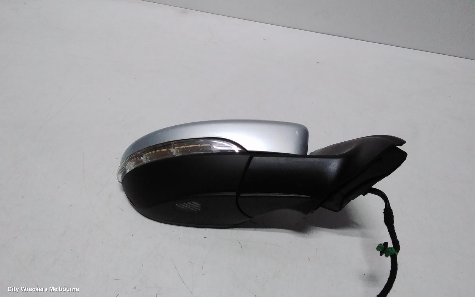 VOLKSWAGEN JETTA RIGHT DOOR MIRROR, 1B, POWER FOLD (6XP CODE), 02/2011 - 10/2014