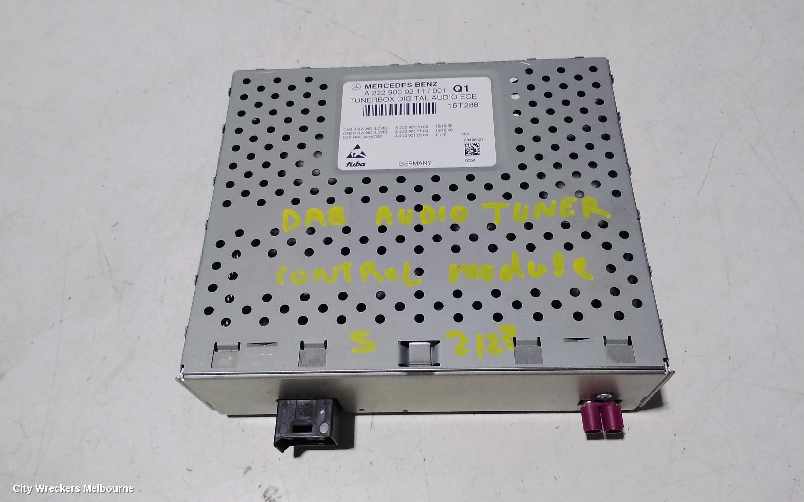MERCEDES CLA CLASS RADIO/CD/DVD/SAT/TV, TUNERBOX, C117/X117, 10/2013 - 01/2019