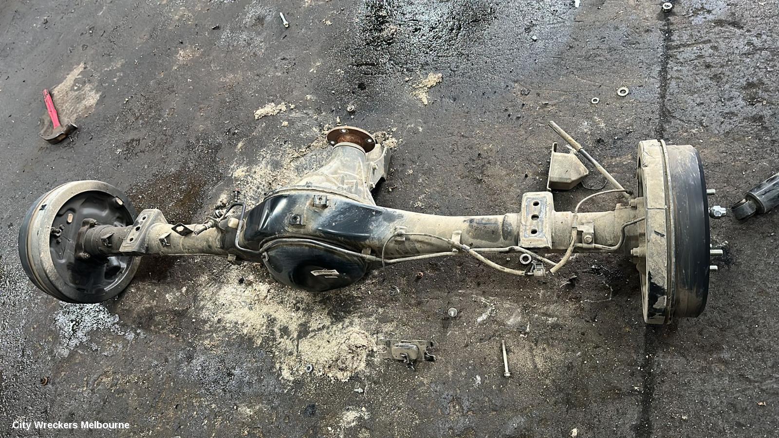 MITSUBISHI TRITON REAR DIFF ASSEMBLY, 2.4, DIESEL, AUTO T/M, 4WD, 4.272 RATIO, W/ DIFF LOCK TYPE, MR, 11/2018 - 10/2023