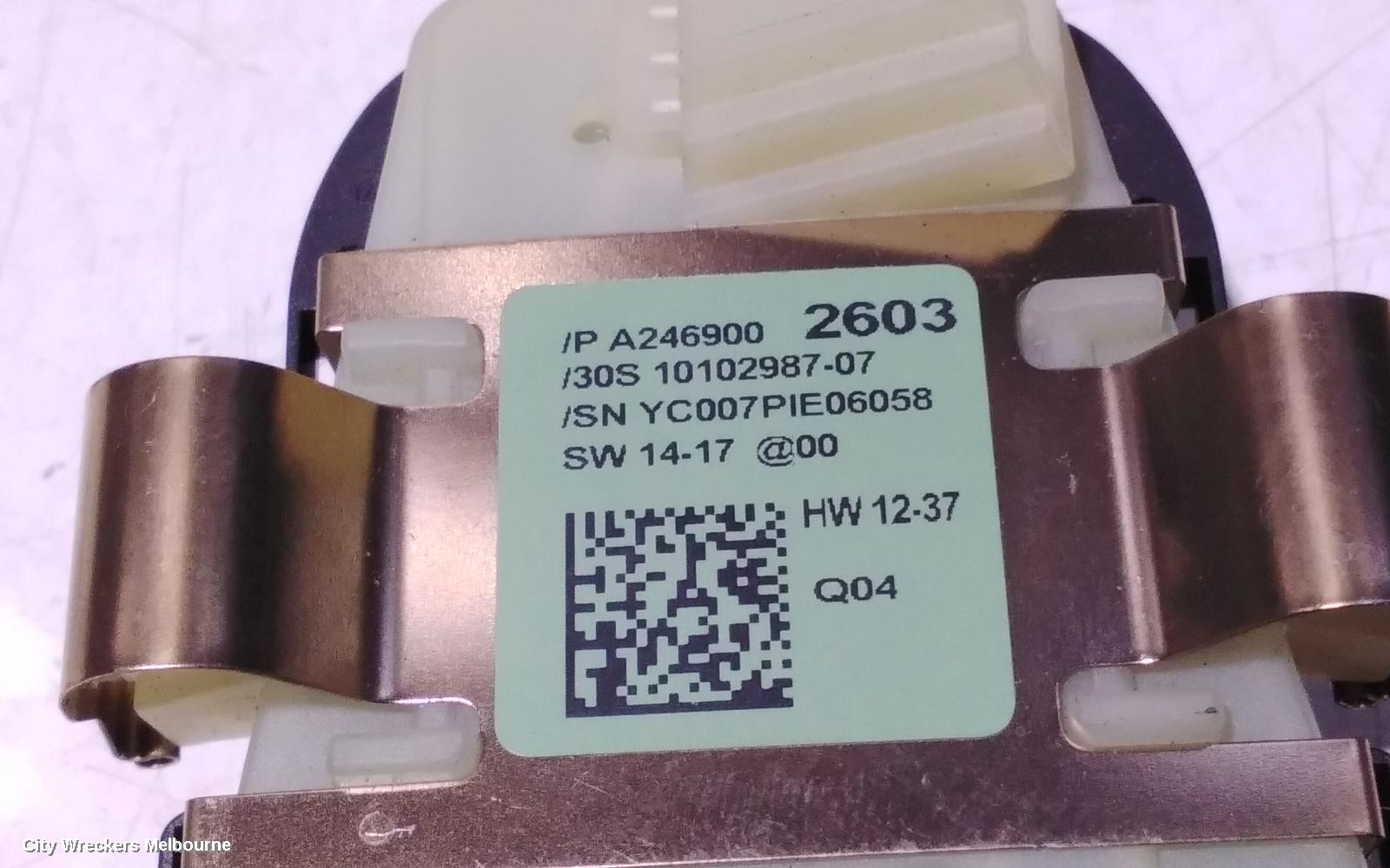 MERCEDES CLA CLASS, C117, 10/2013 - 02/2019, RAIN / LIGHT SENSOR MODULE A2469002603: 107667