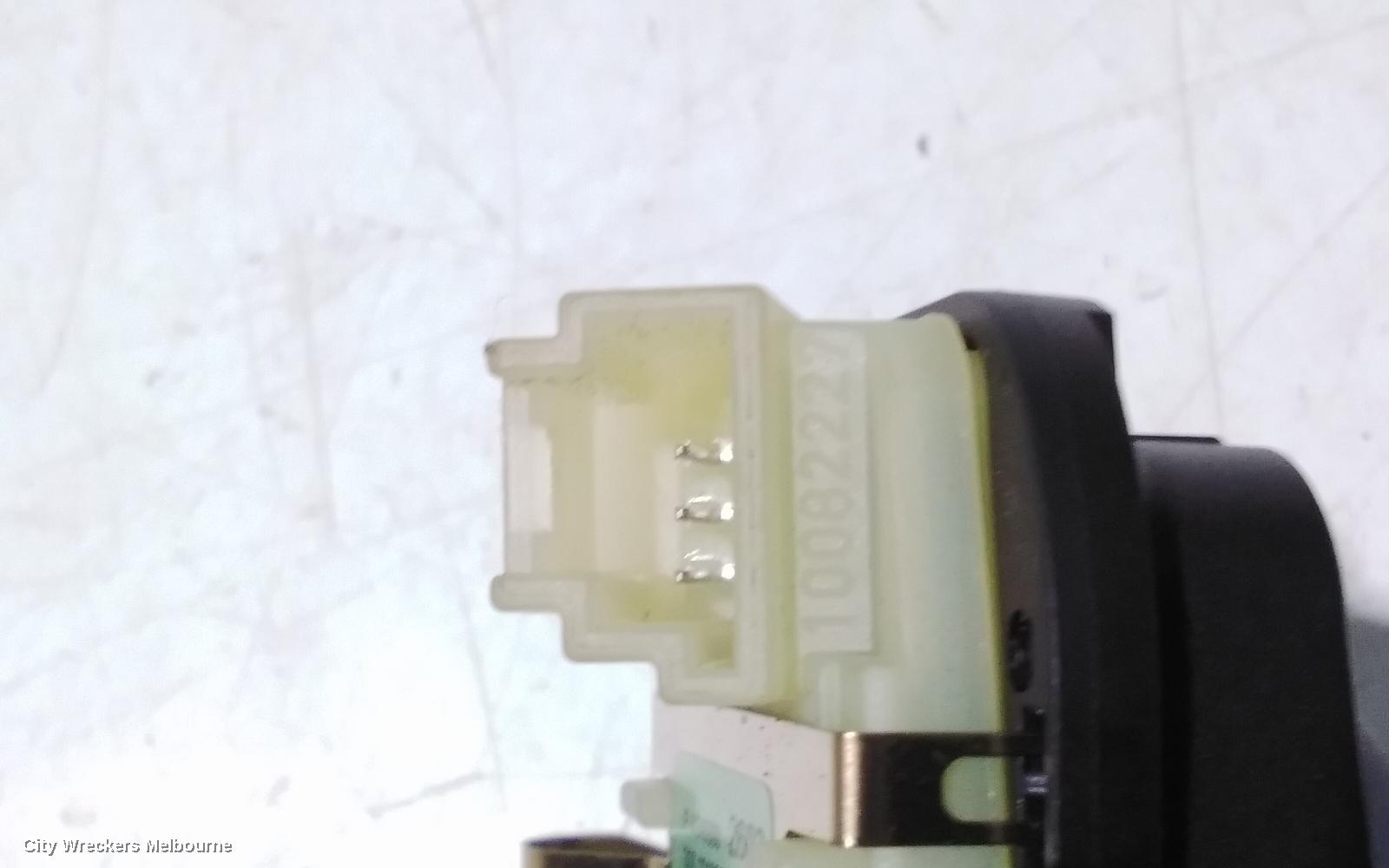 MERCEDES CLA CLASS, C117, 10/2013 - 02/2019, RAIN / LIGHT SENSOR MODULE A2469002603: 107667