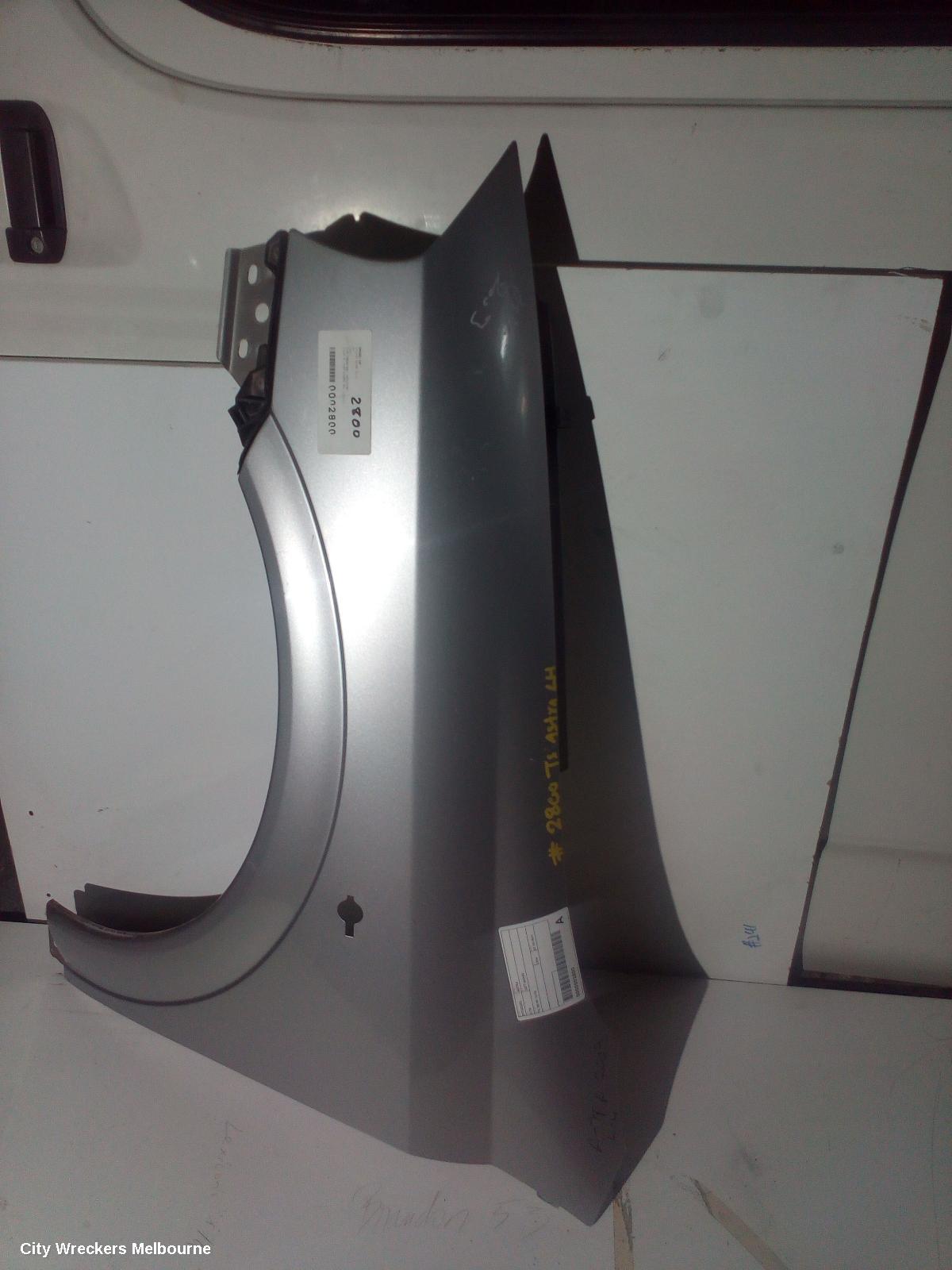 HOLDEN ASTRA LEFT GUARD, TS, 08/1998 - 10/2006
