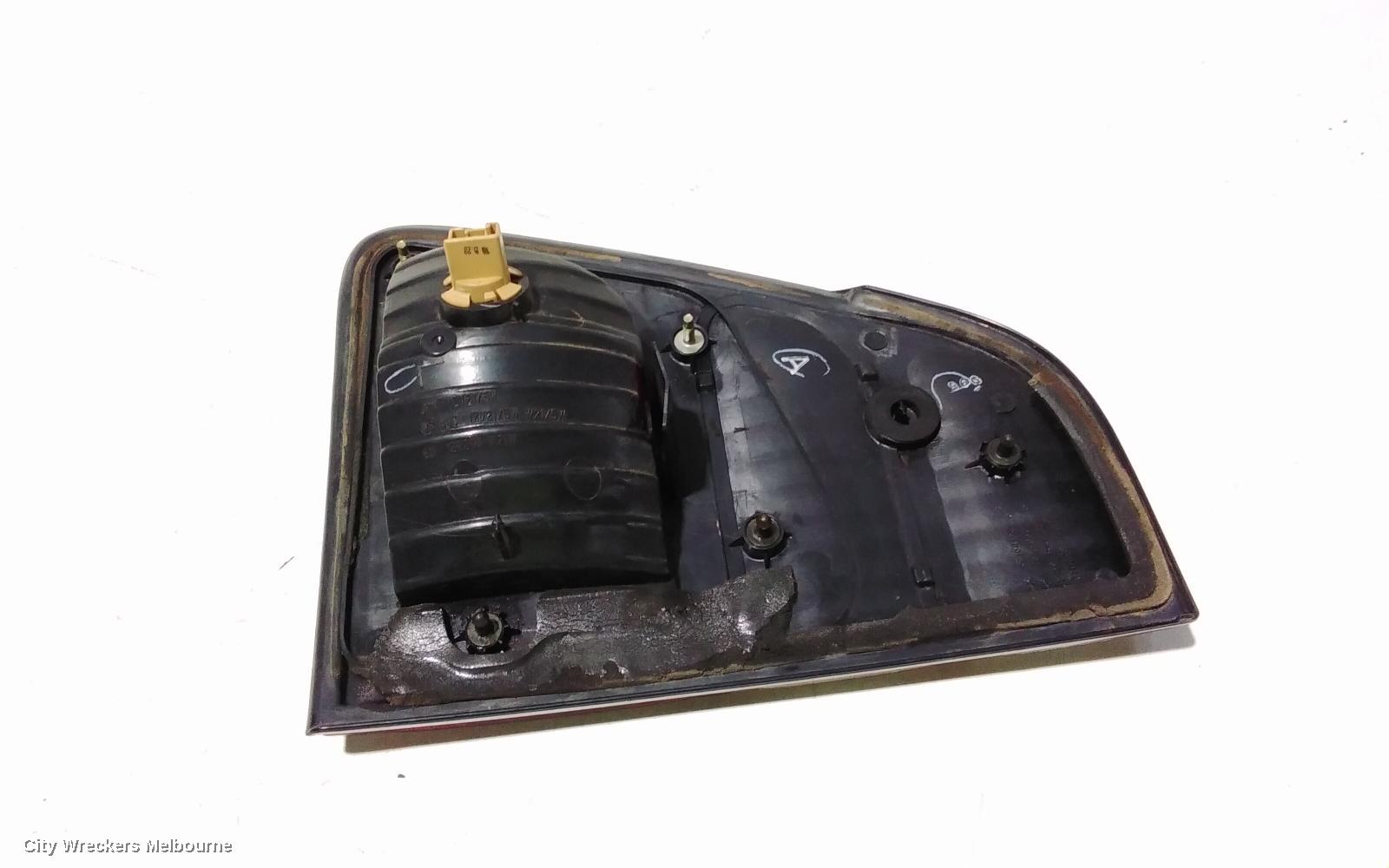 TOYOTA LANDCRUISER REAR GARNISH, 100 SERIES, TAILGATE LAMP (LH SIDE), 01/1998 - 08/2002
