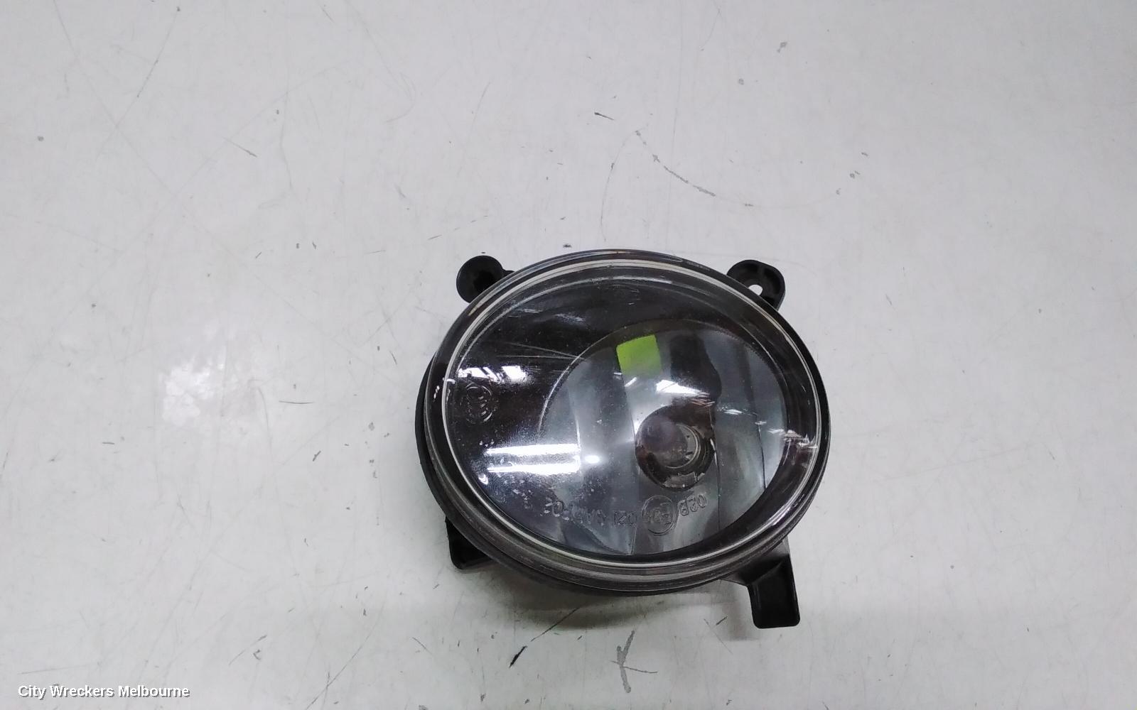 AUDI Q5 RIGHT INDICATOR/FOG/SIDE, BUMPER FOGLAMP, 8R, 03/2009 - 01/2017