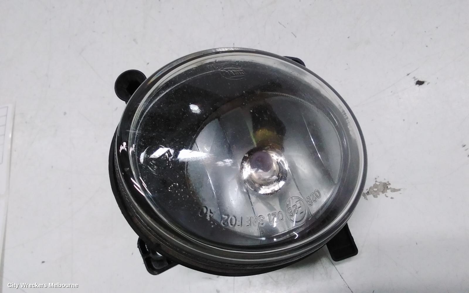 AUDI Q5 RIGHT INDICATOR/FOG/SIDE, BUMPER FOGLAMP, 8R, 03/2009 - 01/2017