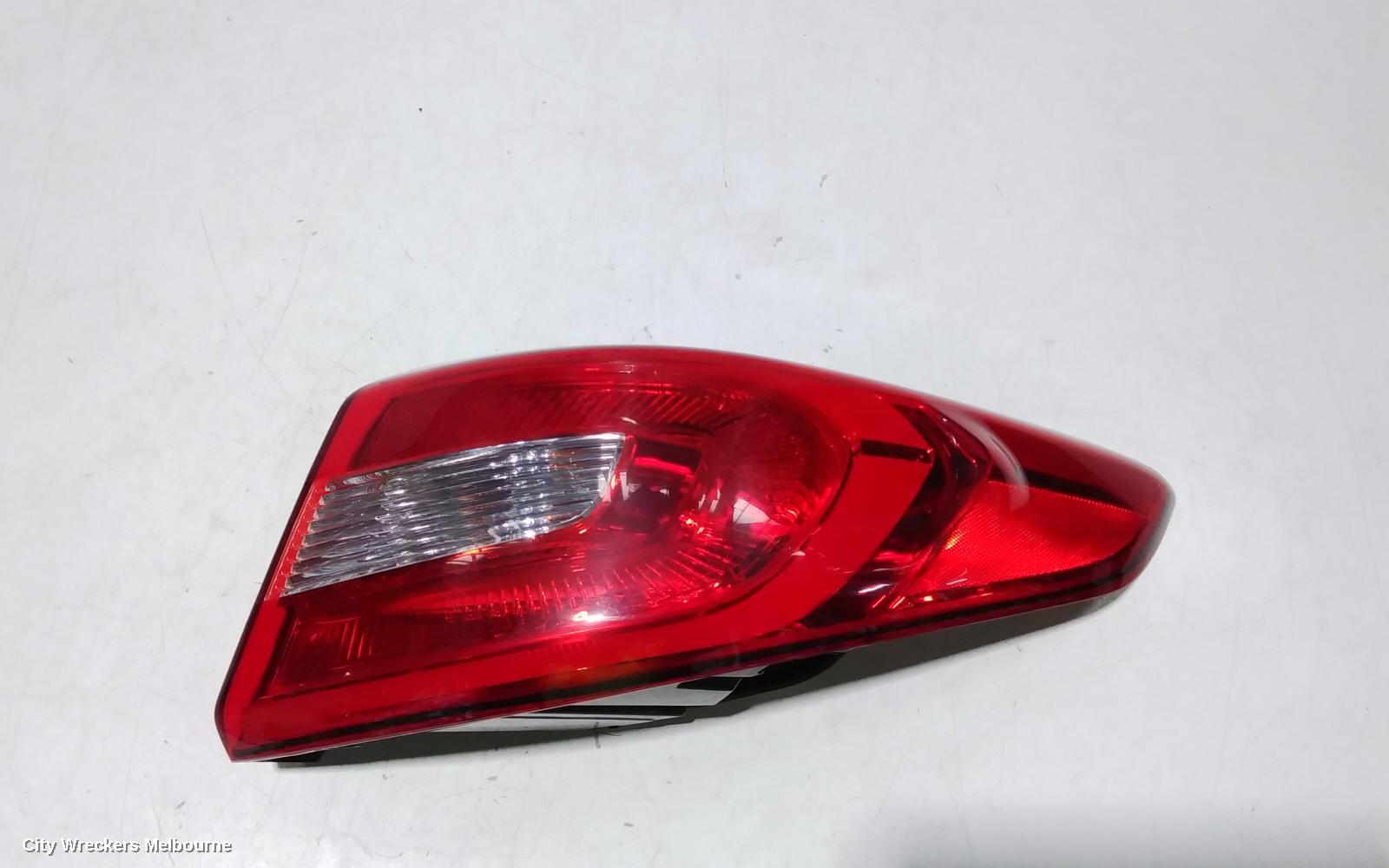 HYUNDAI SONATA RIGHT TAILLIGHT, LF, NON LED TYPE, 10/2014 - 07/2017