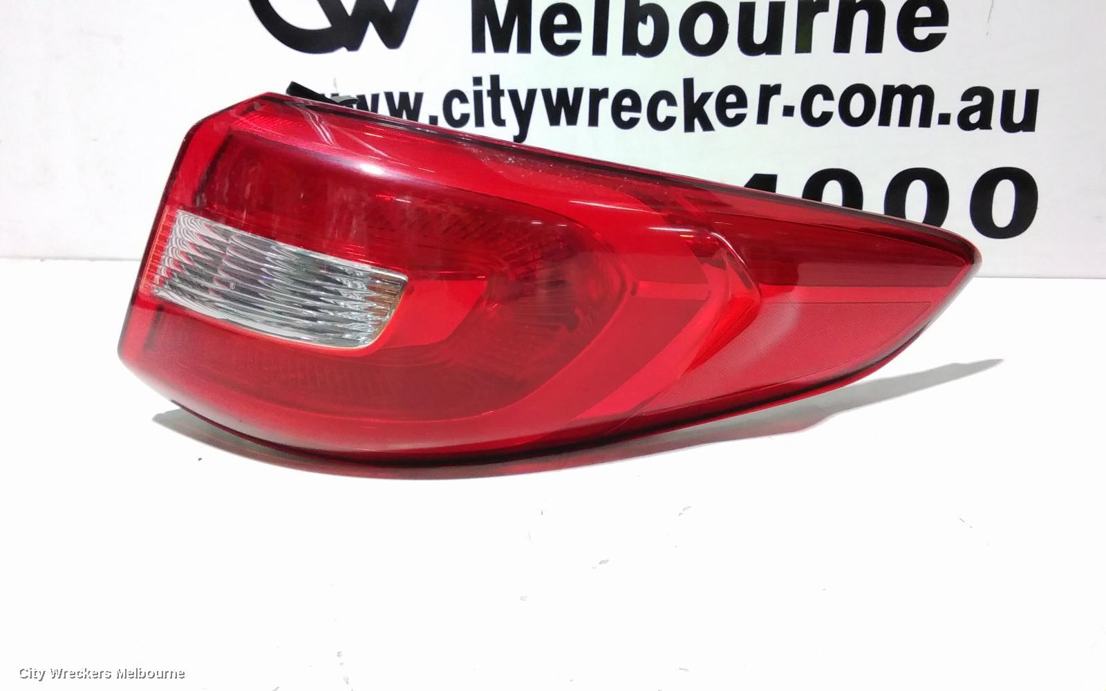 HYUNDAI SONATA RIGHT TAILLIGHT, LF, NON LED TYPE, 10/2014 - 07/2017