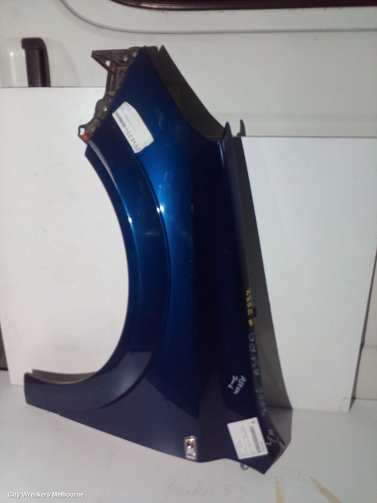 HOLDEN ASTRA LEFT GUARD, AH, 10/2004 - 08/2009