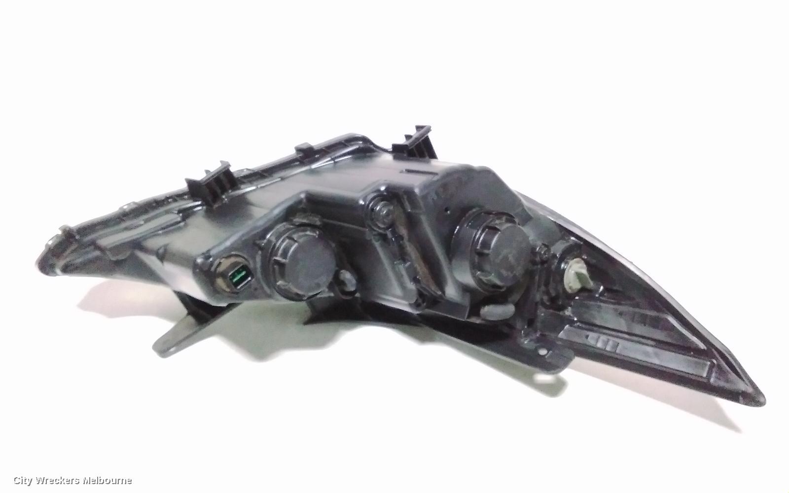 HYUNDAI I45 LEFT HEADLAMP, YF, 02/2010 - 04/2014