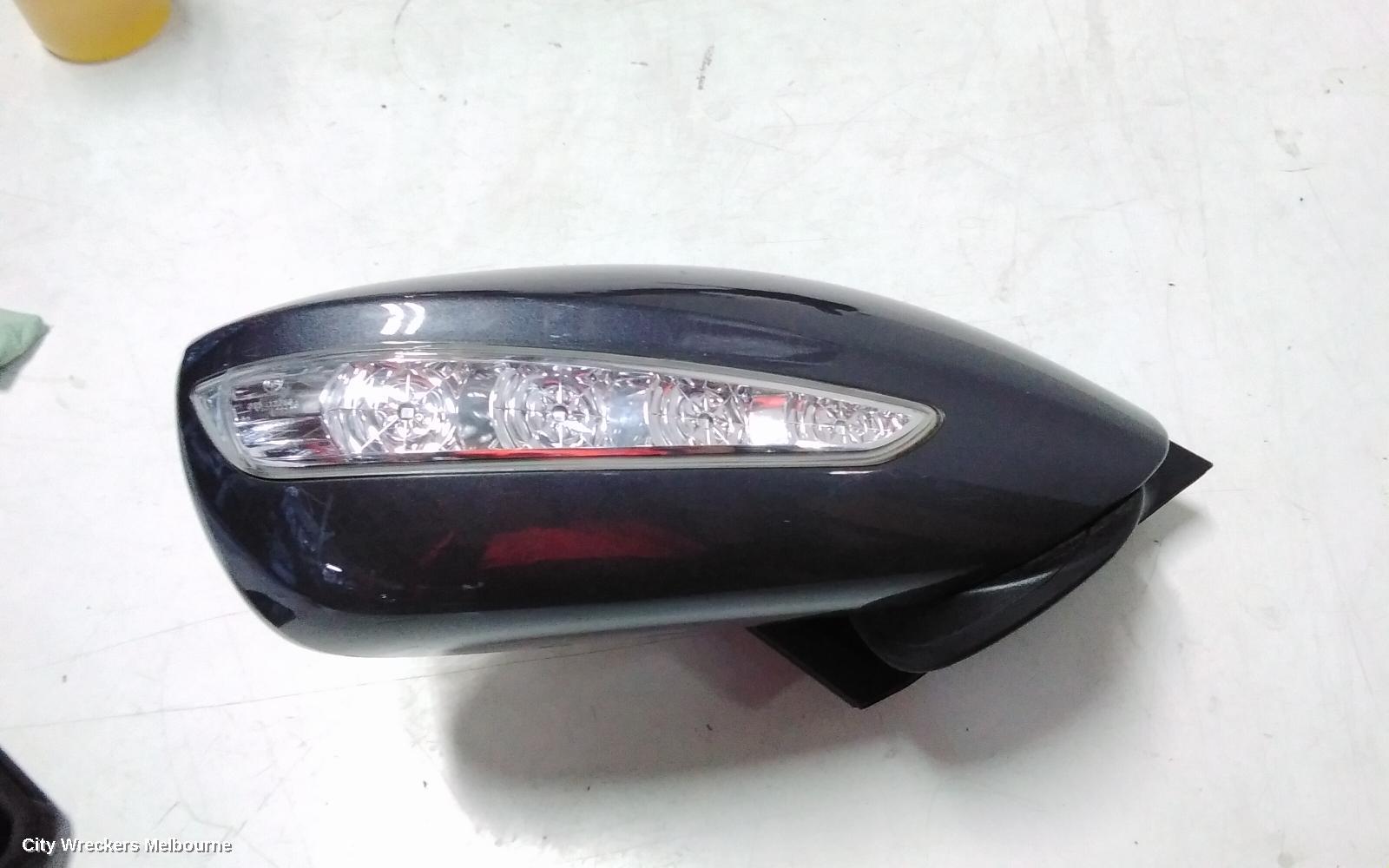 HYUNDAI I45 RIGHT DOOR MIRROR, YF, POWER FOLDING, W/ FLASHER TYPE, 02/2010 - 05/2013 (AUS ONLY)