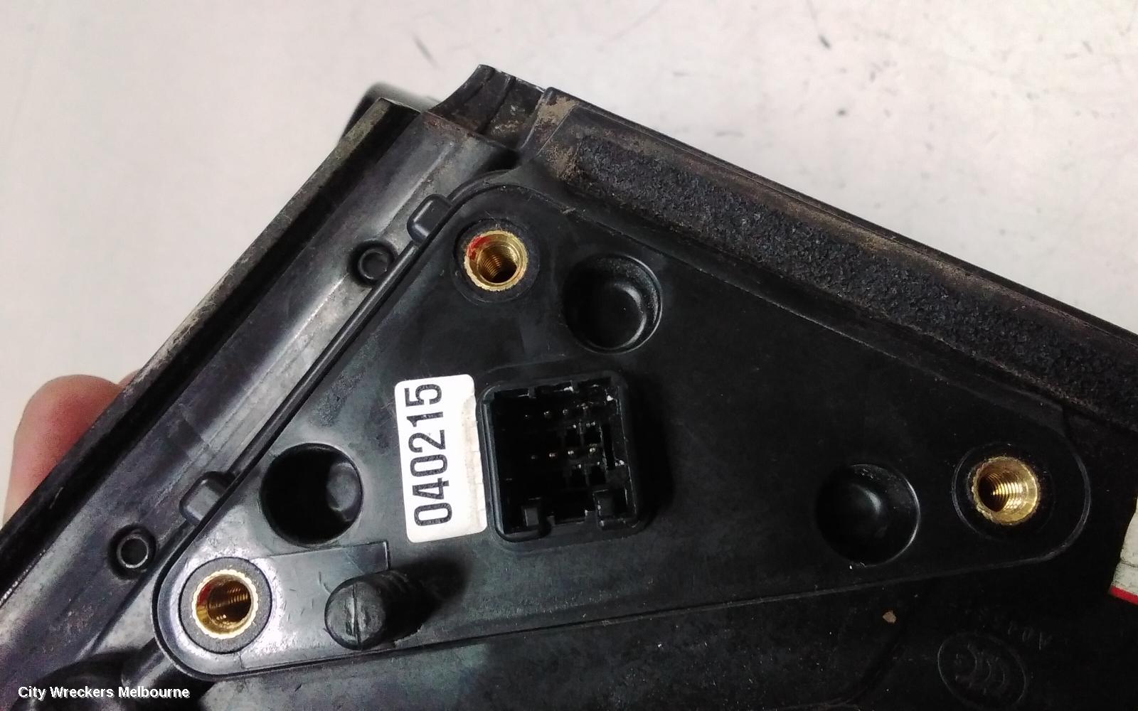 HYUNDAI VELOSTER RIGHT DOOR MIRROR, FS, POWER FOLDING, HEATED TYPE, 10/2011 - 02/2018