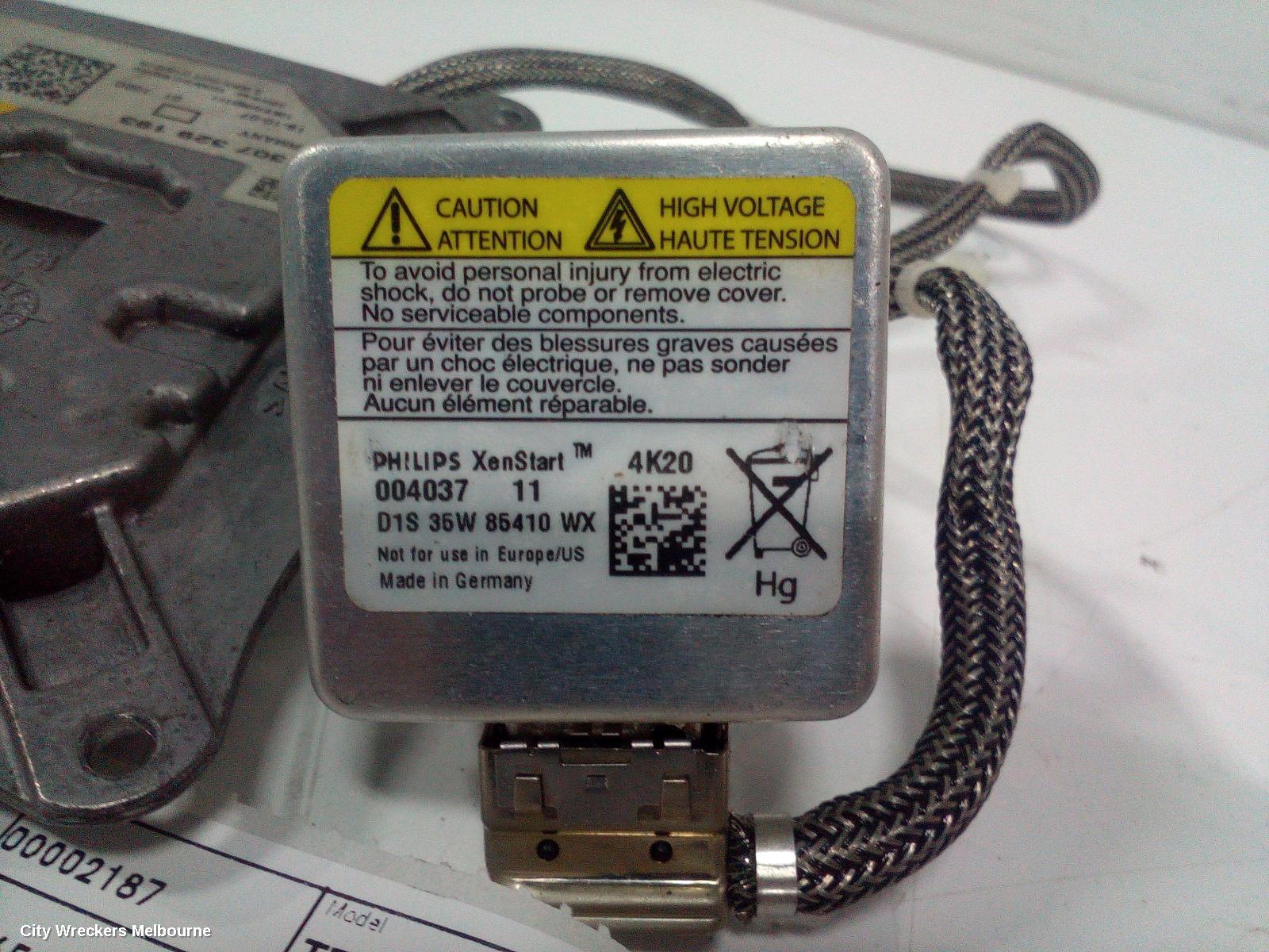 AUDI TT LEFT HEADLAMP, 8J, TTS, XENON TYPE, 08/2008 - 12/2014
