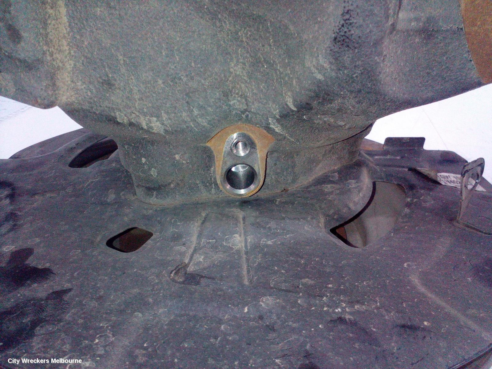 HYUNDAI TUCSON LEFT REAR HUB ASSEMBLY, NX4, AWD, 02/2021 ONWARDS