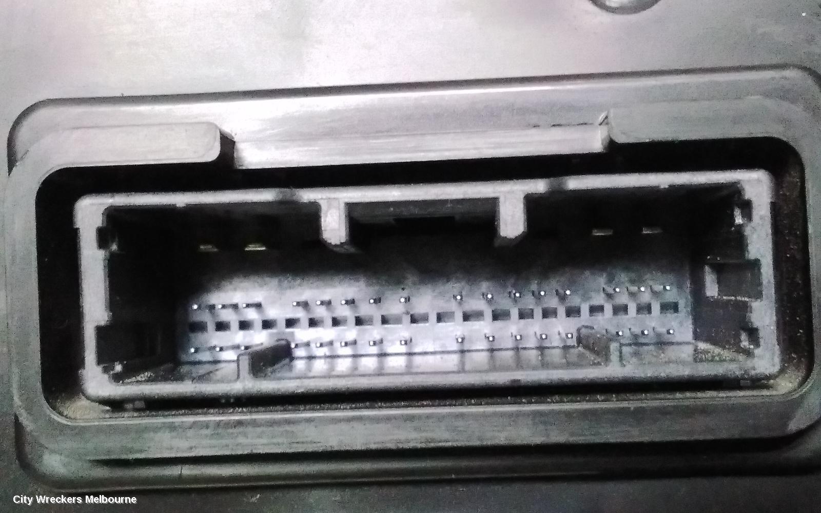 TOYOTA HIACE INSTRUMENT CLUSTER, DIESEL, MANUAL T/M, 300 SERIES, 04/2019 ONWARDS