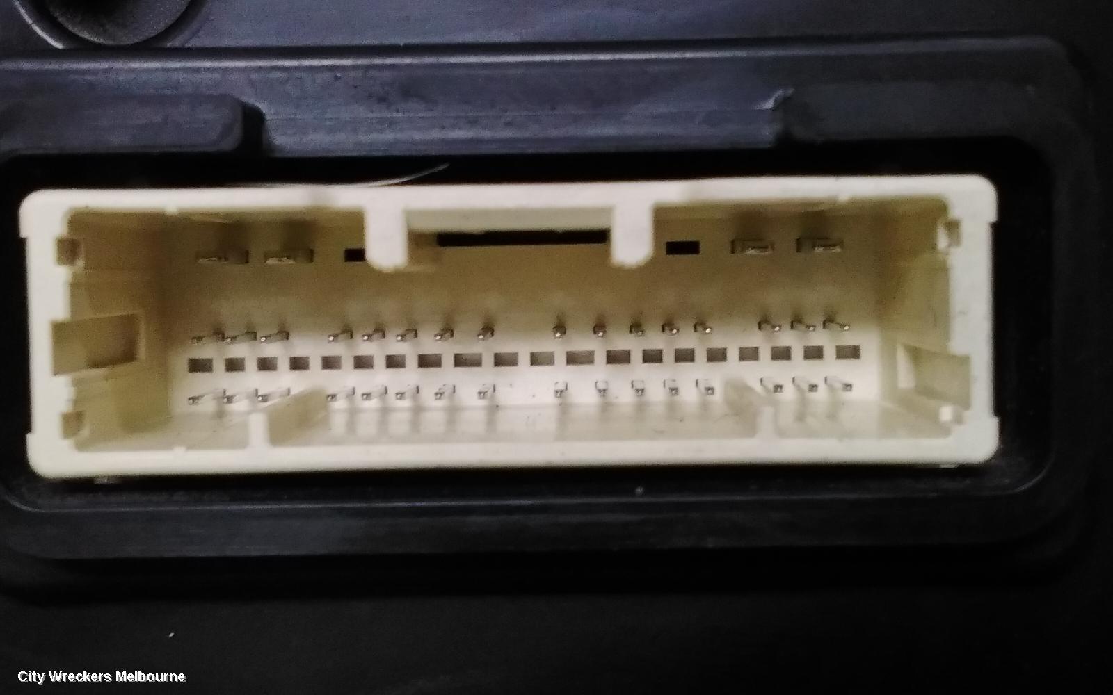 TOYOTA HIACE INSTRUMENT CLUSTER, DIESEL, MANUAL T/M, 300 SERIES, 04/2019 ONWARDS