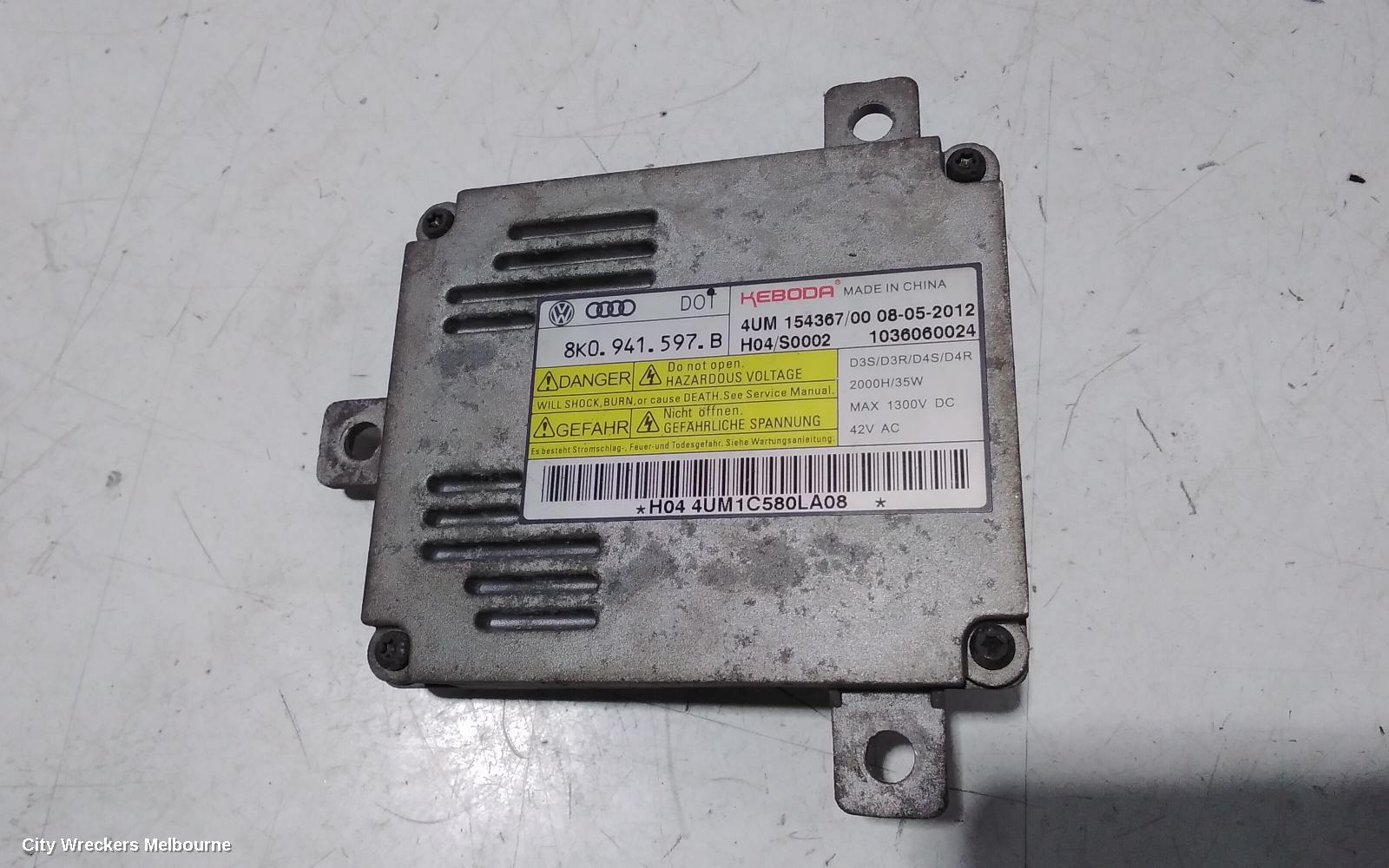 VOLKSWAGEN PASSAT RIGHT HEADLAMP, 3CC, SEDAN, XENON TYPE. 03/2012 - 12/2016