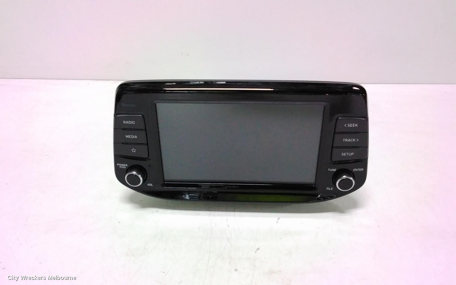 HYUNDAI I30 RADIO/CD/DVD/SAT/TV, HEAD UNIT & DISPLAY, 8 IN, NON SAT NAV/STANDARD AUDIO TYPE, (S. KOREA VIN KMHH), PD, HATCH, 08/2020 ONWARDS
